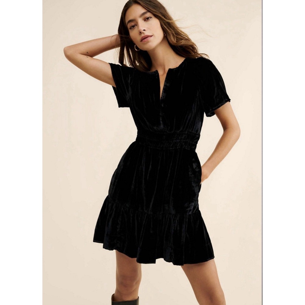 Anthropologie Somerset Mini Dress Womens Med Petite Black Velvet Tiered Maeve